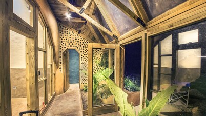 Caliu Earthship Ecolodge