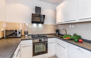 冰箱、炉灶、洗碗机、茶具/咖啡用具