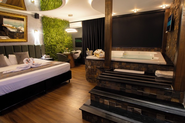 Premium Double Room Single Use | Individually decorated, individually furnished, desk, soundproofing