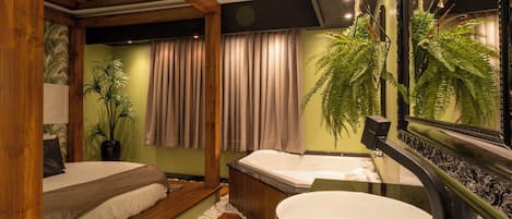 Executive Room | 1 bedroom, individually decorated, individually furnished, soundproofing