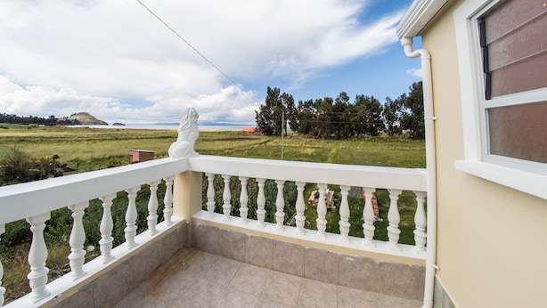 Unclassified image, 1 of 10, button - Pintatani Hostal (Quilima)