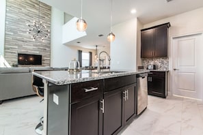 Villa (5 bedroom 5 bathroom in Storey Lake) | Private kitchen