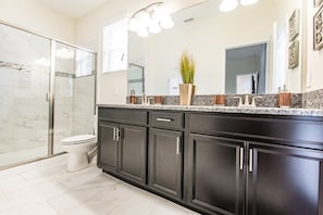 Bathroom - 5 Bedroom 5 Bathroom in Storey Lake 4740shd (Kissimmee)