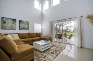 Villa (5 bedroom 3.5 bathroom pool villas) | Living room | Flat-screen TV
