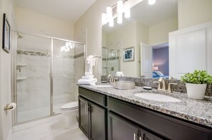 Villa (The Ultimate 9 Bedroom 5 Bathroom) | Bathroom - The Ultimate 9 Bedroom 5 Bathroom 9076hs (Davenport)