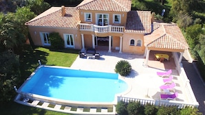 Unclassified image, 3 of 14, button - VILLA DU GOLF (Sainte-Maxime)