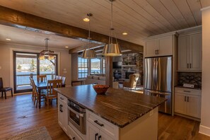Fridge, microwave, stovetop, dishwasher - Lakeshore Retreat- new construction in Sweetgrass, right on the lake (Blowing Rock)