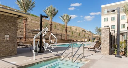 Free Breakfast. Pool & Hot Tub. Gym. Close to Amazon!