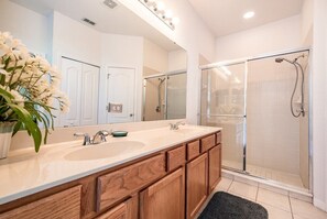 Villa (Highlands Reserve Golf Course 4 Bedro) | Bathroom