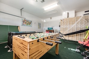 Villa (Highlands Reserve Golf Course 4 Bedro) | Games room - Highlands Reserve Golf Course 4 BD Villa 458bs (Davenport)