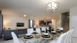 วิลล่า (Ultimate 8 Bedroom 5 Bathroom Champio) | ครัวส่วนตัว
