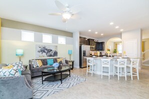 Villa (The Ultimate 5 Bedroom 4 Bathroom Sol) | Living room - The Ultimate 5 Bedroom 4 Bathroom Solterra (Davenport)