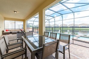Villa (8811MD00) | Balcony