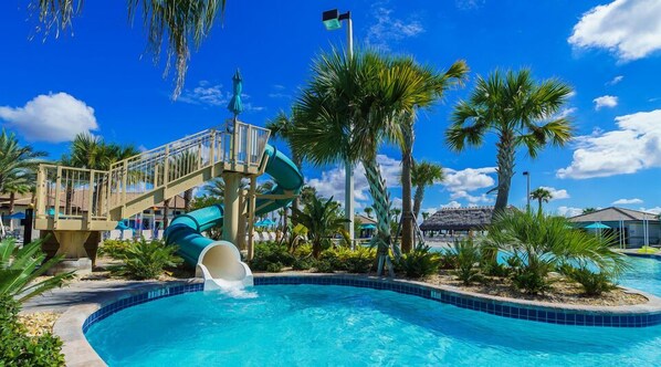 Villa (1569TL Ultimate 5 Bedroom 5 Bathroom) | Pool