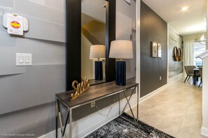 Huoneisto (8990SD Champions Gate 4 Bedroom Town ) | 4 makuuhuonetta, ilmainen Wi-Fi