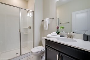 Apartment | Bathroom