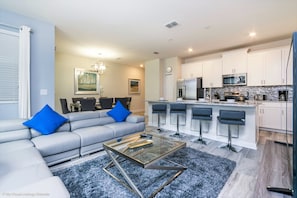Apartment | Living room