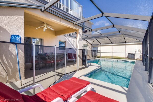 Villa (946BD Amazing High End Gated) | Alberca | Alberca al aire libre y camastros