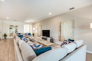 Villa (6164BOD 14 Bedroom 11 Bedroom) | Exterior