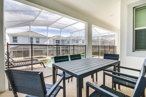 Vila (1565TL  Champions Gate Furnished 6 Be) | Sacada
