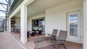 วิลล่า (8817MD Lake Front 9 Bedroom 6 Bathro) | ระเบียง