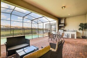 Villa (8817MD  Lake Front 9 Bedroom 6 Bathro) | Balcony