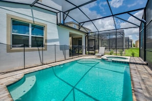 Villa (Amazing 7 Bedroom 5 Bathroom Solara ) | Exterior