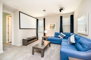 Villa (9063 SUNSHINE) | Living room | Flat-screen TV