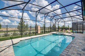 Villa (9063 SUNSHINE) | 9 bedrooms, free WiFi