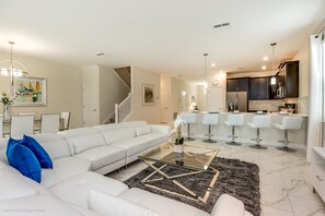 Villa | Living room | Flat-screen TV