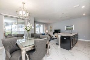 Apartment (8986STID) | View from property