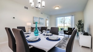 Apartment (4741CT Amazing Story Lake Brand New C) | Exterior