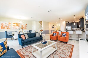 Huvila | Olohuone | Taulutelevisio, pöytäjalkapallopöytä