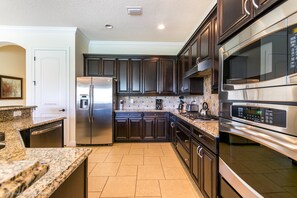 Villa (1080CPINES) | Private kitchen