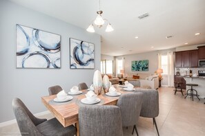 Villa (1502NAS Amazing 7 Bedroom 5 Bathroom ) | Private kitchen - 1502nas Amazing 7 Bedroom 5 Bathroom Resort Villa (Kissimmee)