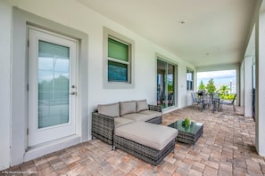 Villa | Balcony - 1501mc Amazing Champions Gate 8 Bedroom 5 Bed (Davenport)