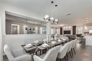 Villa ( Solara Resort 9 Bedroom  6 Bathroom ) | 9 bedrooms, free WiFi - Solara Resort 9 Bedroom 6 Bathroom Resort 9024srl (Kissimmee)