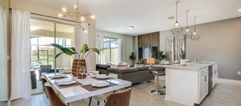 Stinger Villa 8941 Champiosn Gate