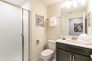 Apartment (8917STIN New Luxury Furnished 5 Bedro) | Bathroom - 8917stin New Luxury Furnished 5 Bedroom 4 Bathroom (Davenport)