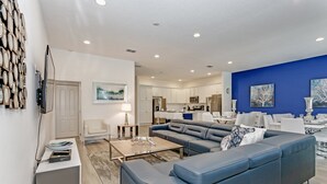 Villa (5410OAKG) | Living room - Oakgrain Villa Solterra 2 (Davenport)