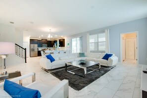 Living room - Amazing 6 Bedroom 6 Bathroom Fiji Model 9034sd (Davenport)