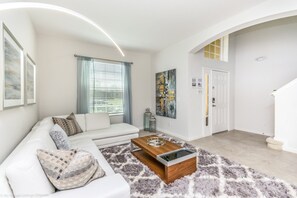 Villa (5196OA Luxury 6 Bedroom 5.5 Bath  Hom) | Living room