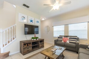 Apartment (4 bed town home with full size pool C) | Living room - 4BD Home With Full Size Pool Close to Disney 4550a (Kissimmee)