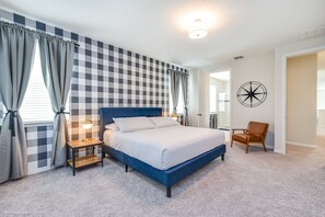 6 bedrooms, iron/ironing board, free WiFi - Luxury 6 Bed Villa With Saltwater Pool/spa (Kissimmee)
