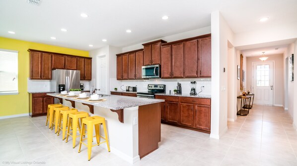 Villa ( 9000 FK Solara Resort 9 Bedroom  6 B) | Private kitchen