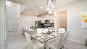 Villa (5445 Luxury 6 Bedroom 4.Bath  Home Wi) | Eigene Küche