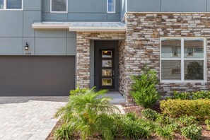 Villa (1564NPT New Solara 9 Bedroom 6 Bathro) | Extérieur