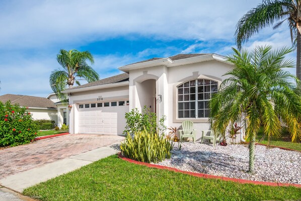 Villa (536GLEN) | Exterior