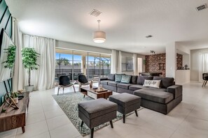 Villa | Living room | Flat-screen TV - 1822cvt New 9 Bedroom 6 Bathroom Resort Villa (Kissimmee)