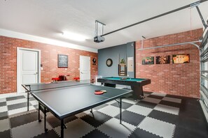 Villa | Games room